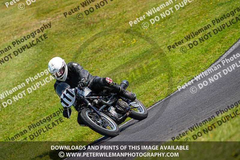 Vintage motorcycle club;eventdigitalimages;mallory park;mallory park trackday photographs;no limits trackdays;peter wileman photography;trackday digital images;trackday photos;vmcc festival 1000 bikes photographs